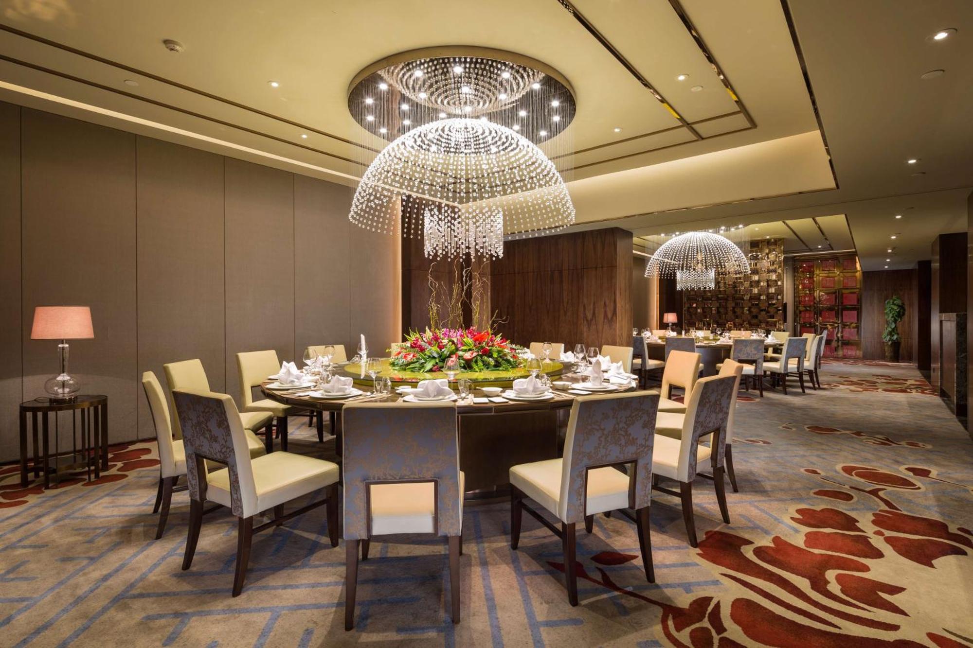 Hilton Ürümcsi Kültér fotó