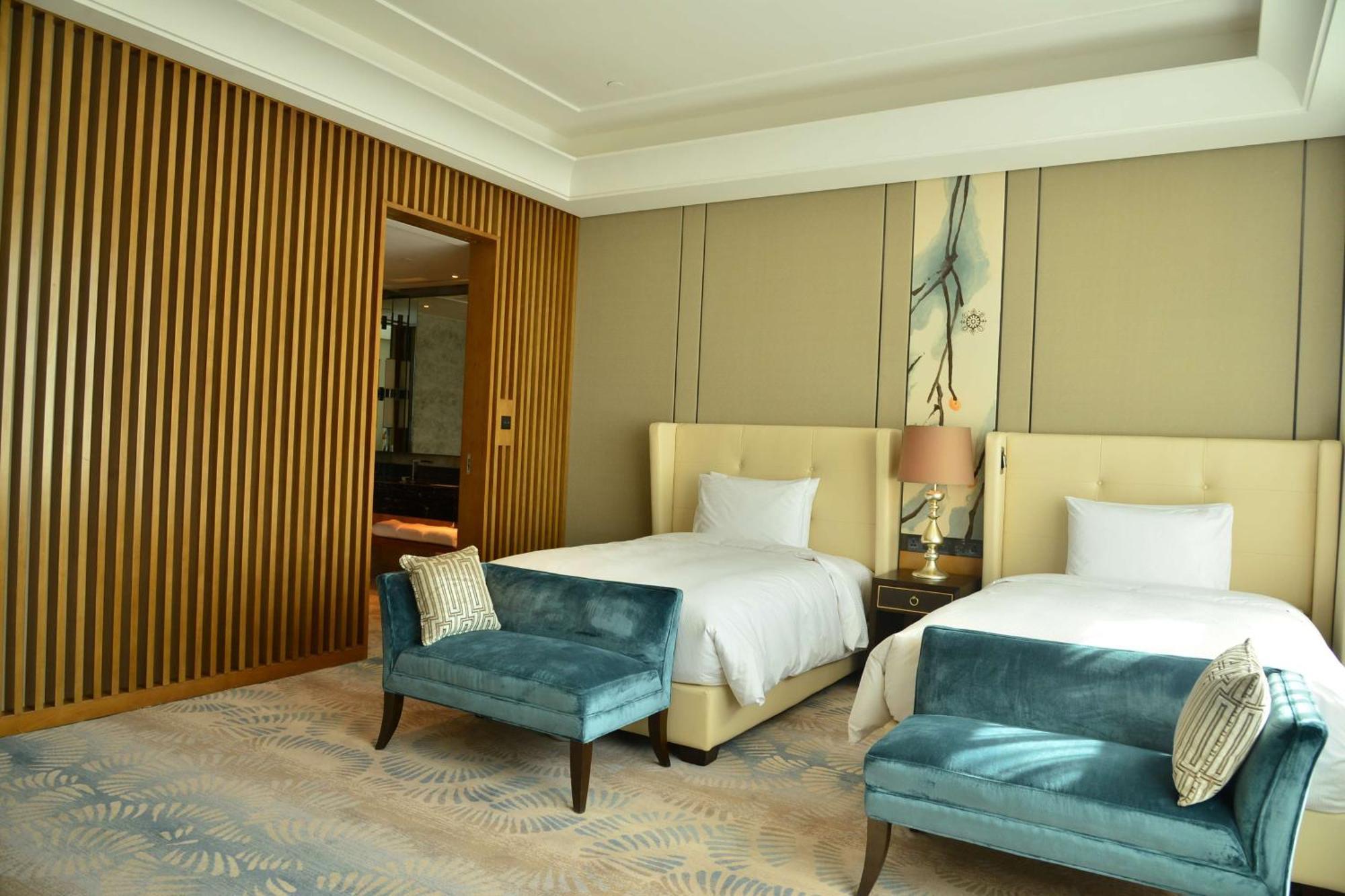 Hilton Ürümcsi Kültér fotó